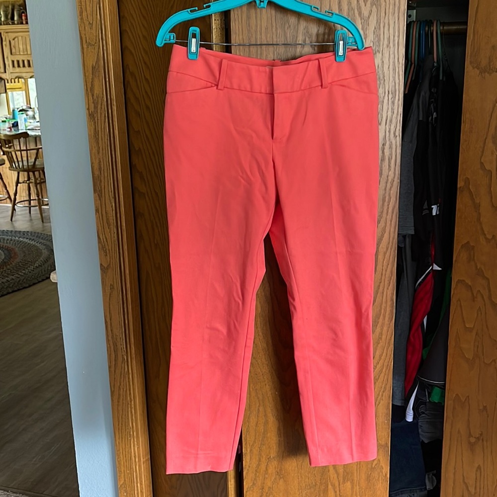 Merona capri pants